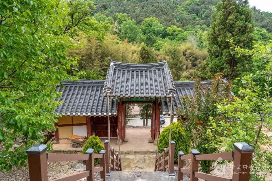 관성묘 모습 (한국관광공사 사진)