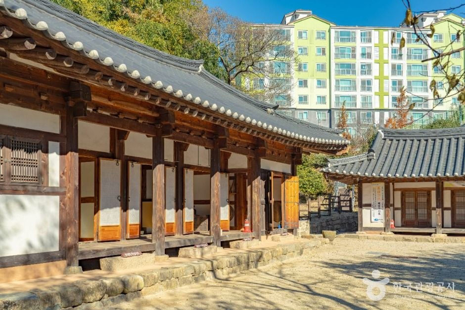 이충무공자당기거지 모습 (한국관광공사 사진)