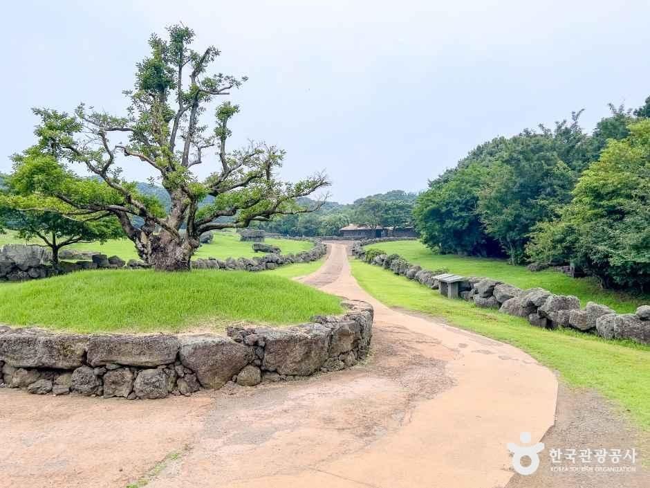 제주돌문화공원 모습 (한국관광공사 사진)