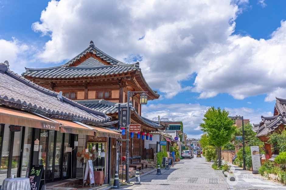 전북 전주 한옥마을 [슬로시티] 모습 (한국관광공사 사진)