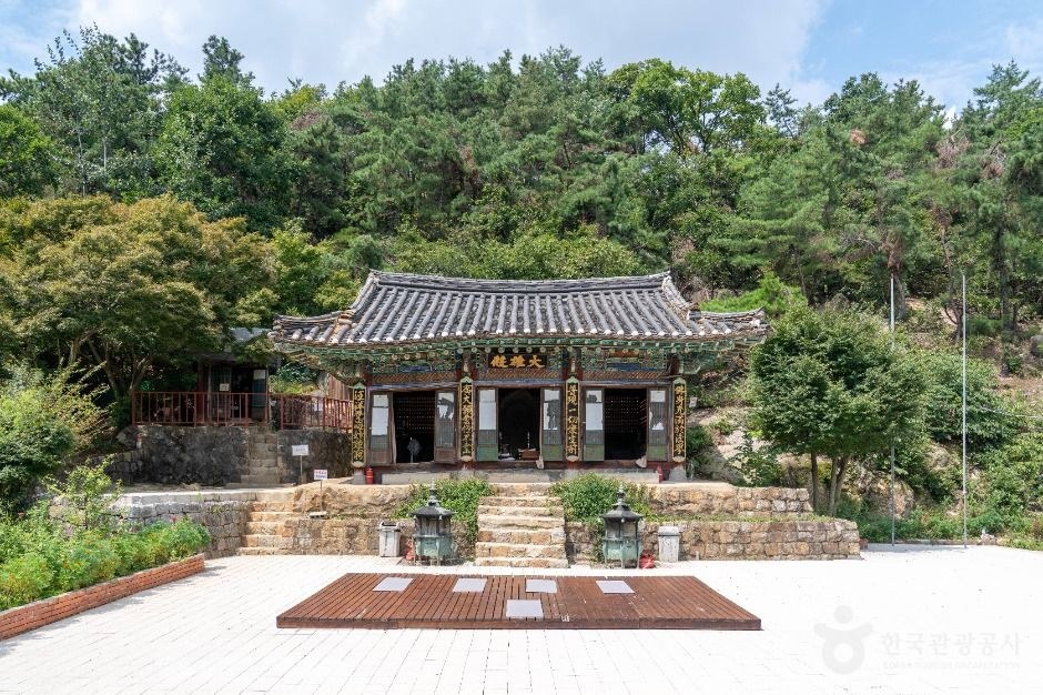 용화사(수원) 모습 (한국관광공사 사진)